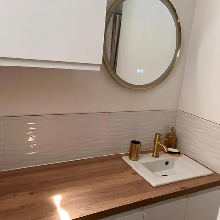 A 2 Pas De La 아파트 *