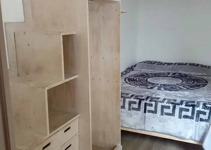 A 2 Pas De La 아파트 *